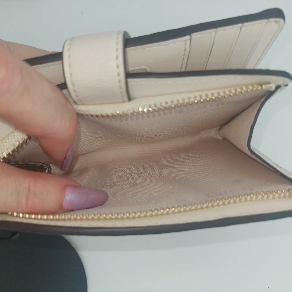 Kate Spade X Disney Muppets med saffiano bifold wallet - Picture 5 of 6